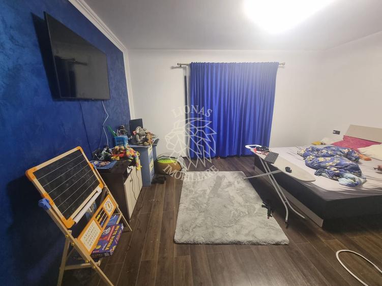 Casa de Lux 6 camere-480mp-teren 1100mp-service tinichigerie-Arcalia