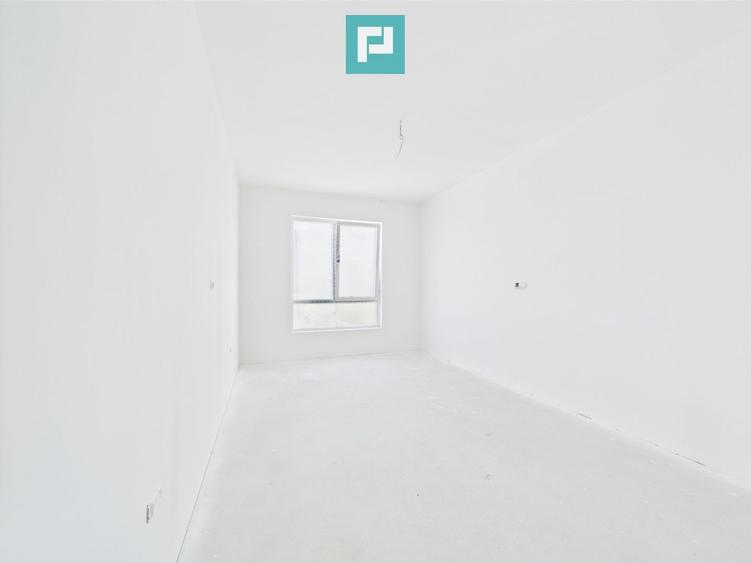 1/2 Duplex cu 4 camere și 2 băi în Moșnița Nouă