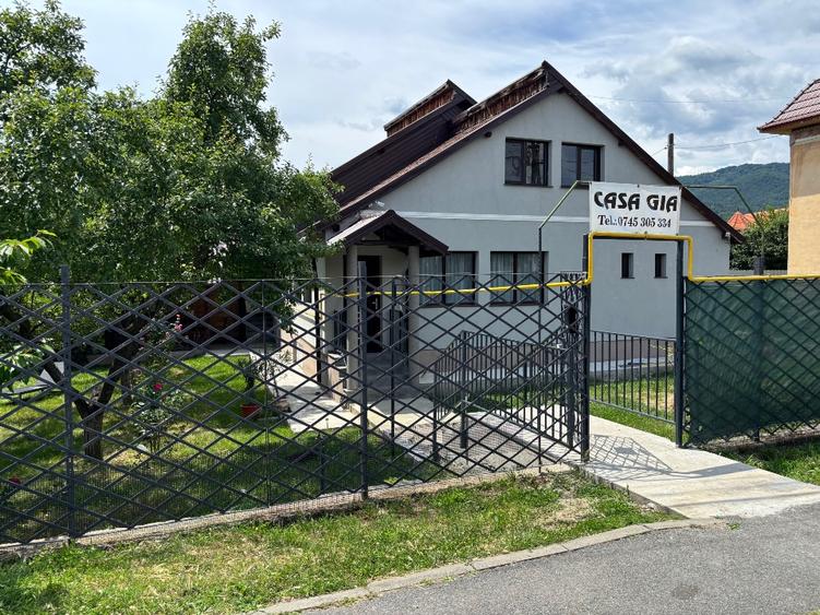 De vănzare casă - pensiune în stațiunea Călimănești Caciulata