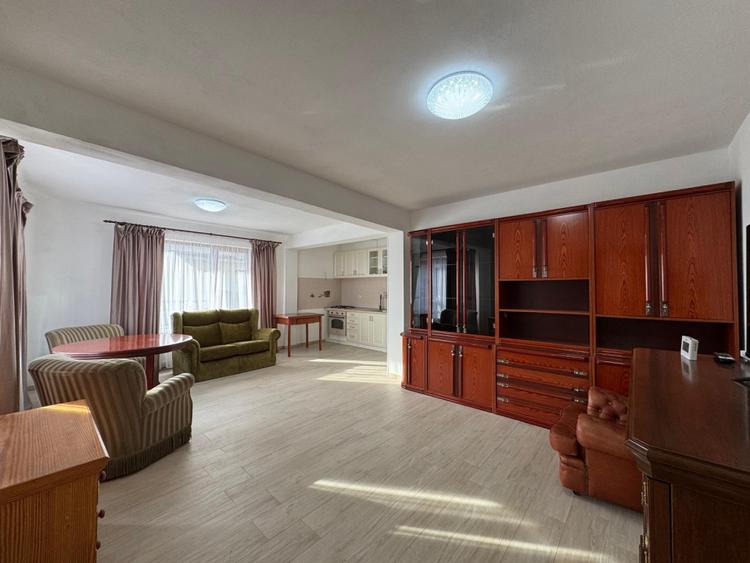 Ghimbav, 1/2 dintr-un duplex, prima inchiriere, in curs de amenajare