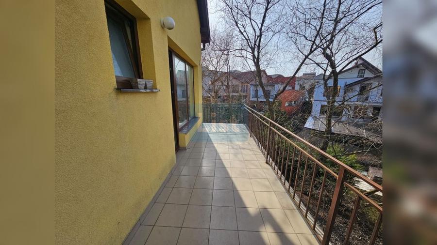 Andrei Muresanu | 3 camere | 73mp suprafata utila + 18mp terasă