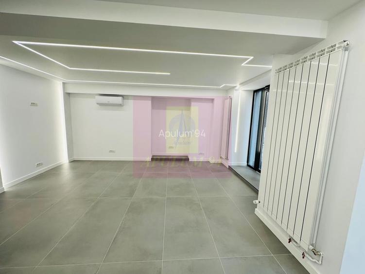 Vanzare spatiu comercial in zona Decebal - 4