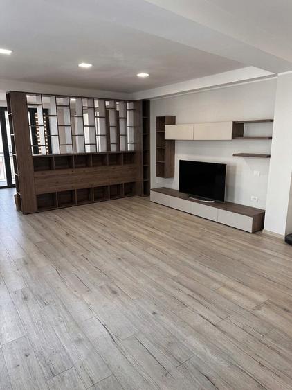 ULTRACENTRAL - spatiu birouri cu iz interbelic, 160 mp.,