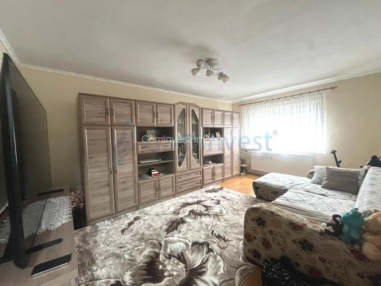 Apartament de vanzare in Oradea cu 2 camere, zona Iosia, PB decomandat - 2