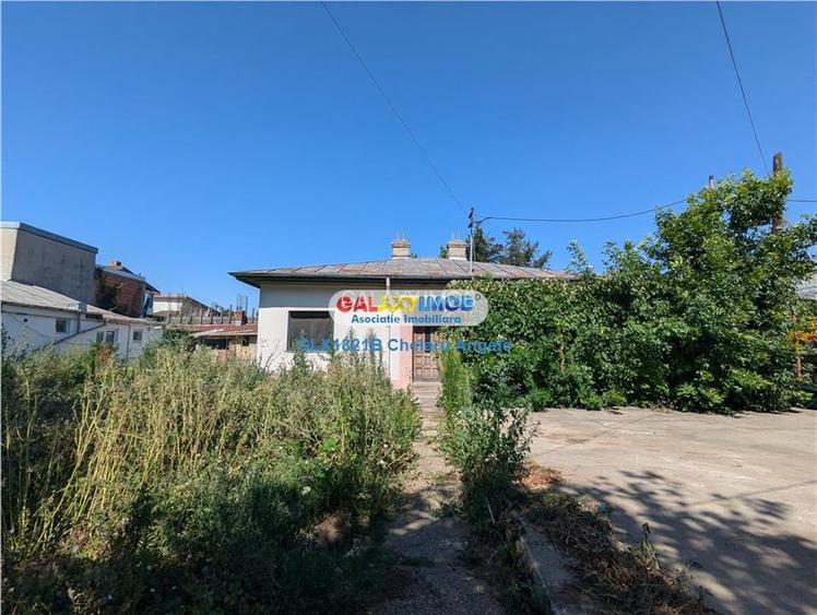 Rahova Muntii Carpati,teren 569 mp, casa 4 cam si anexe 170 mp utilit