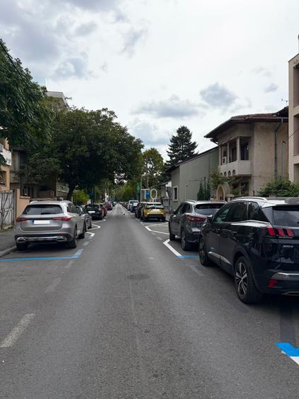 TEREN DE VANZARE - 350 MP - PE STRADA POPA SAVU LANGA BULEVARDUL AVIATORILOR - 4