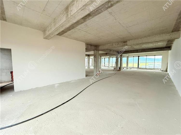 Spatiu comercial si birouri de vanzare in Sibiu zona Shopping City