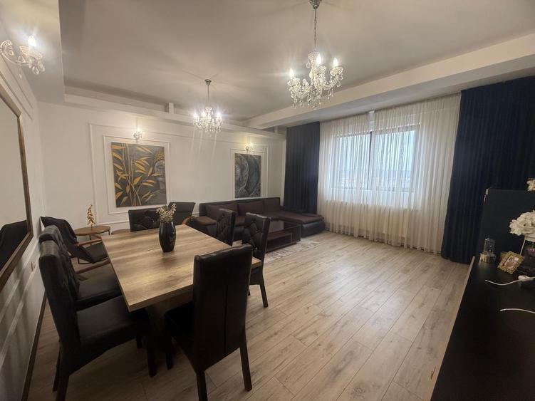 Apartament de vânzare, 3 camere, superfinisat, mobilat și utilat