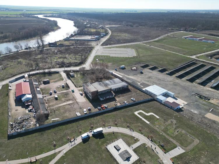 Teren de 7.533 mp zona Malul Mureșului