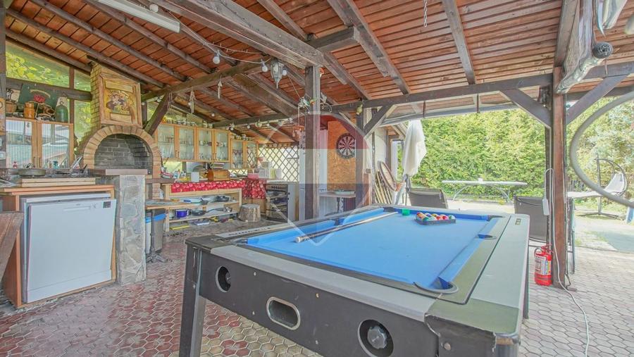 Comision 0%! Vila Patricia, pensiune Breaza | teren tenis | ciubăr