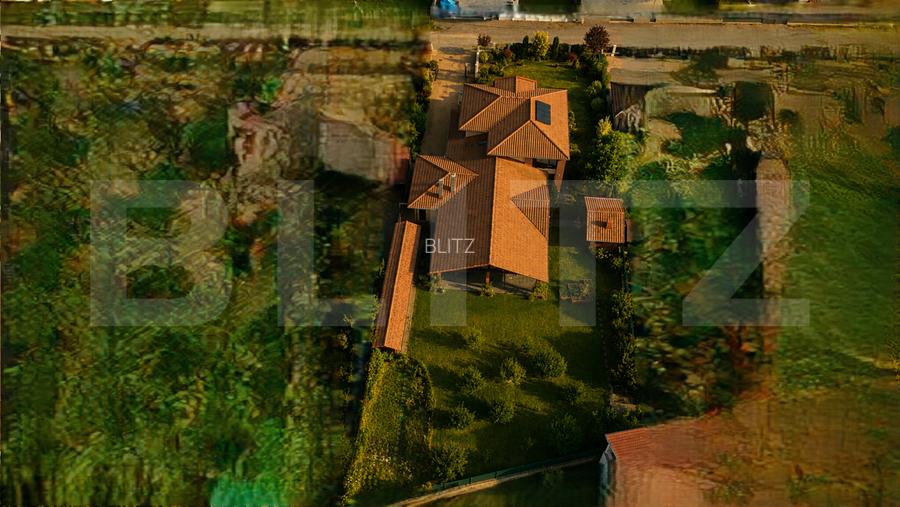 Vila de vanzare, 380 mp, zona Reghin - 4