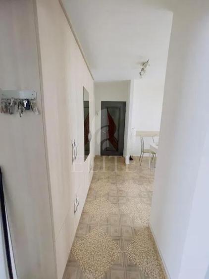 Apartament 2 camere în zona INTRE LACURI