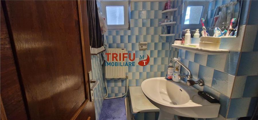 Apartament 4 camere de vanzare zona Centru