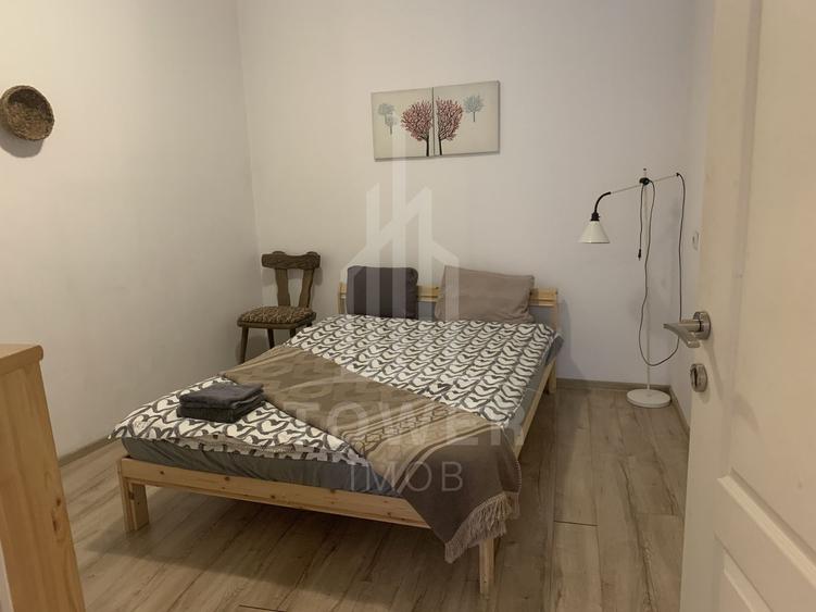 Casa single, cu 3 apartamente si garsoniera , regim hotelier-zona ultracentrala