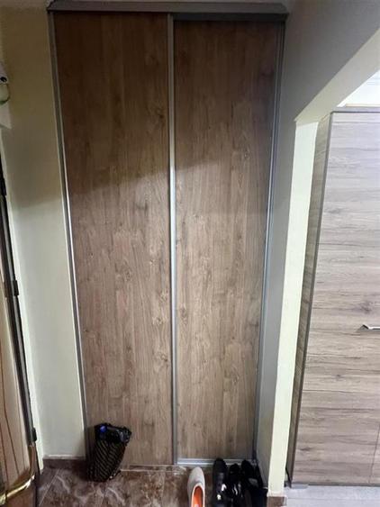RECO Garsoniera renovata complet, etaj intermediar