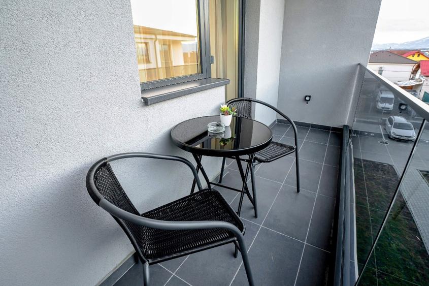 Apartament 2 camere Selimbar, complet mobilat, parcare + incarcare EV
