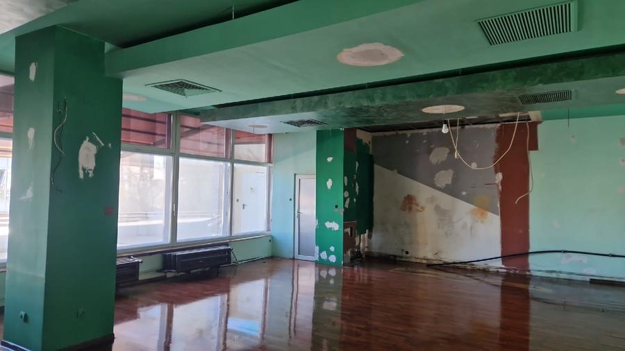 Inchiriere spatiu comercial cu teresa - restaurant -bar
