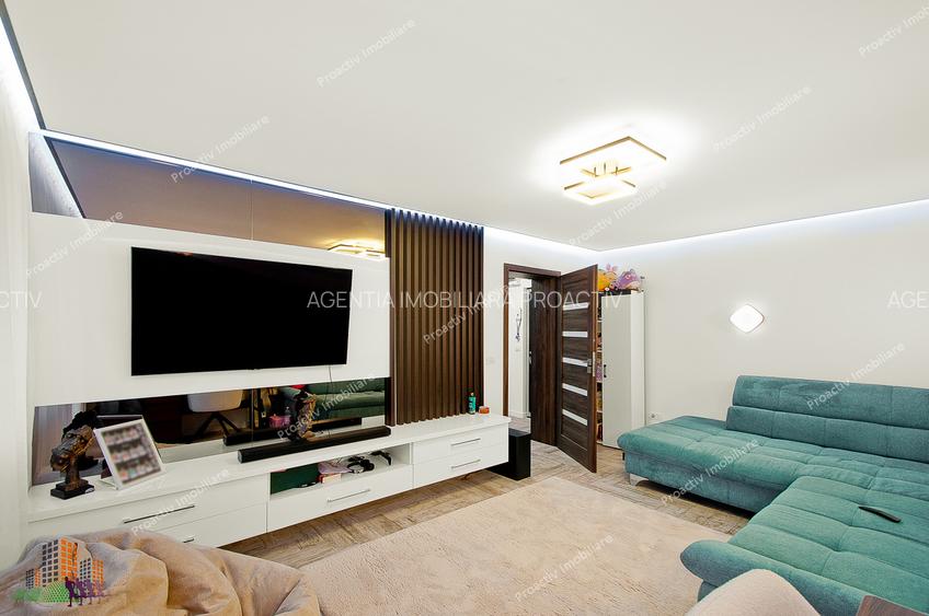 Apartament 2 camere decomandat, Micro 18, renovat complet, la cheie! - 2