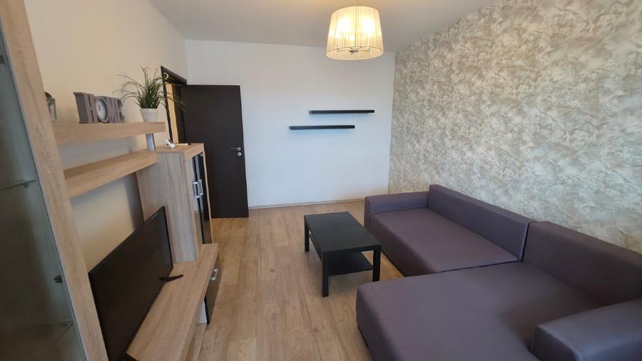 Inchiriere apartament decomandat 2 camere 60 mp.