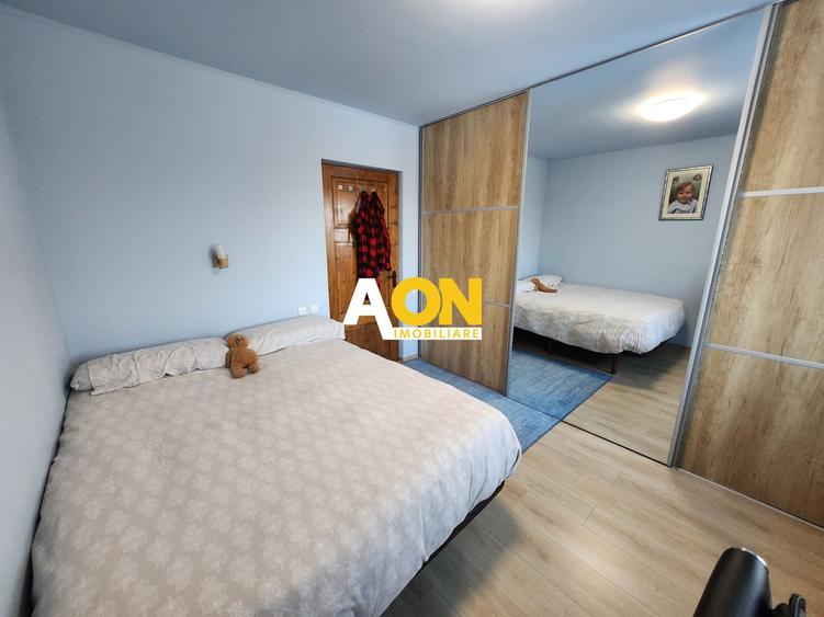 De vanzare casa 6 camere 8142 mp teren in Oarda de Sus