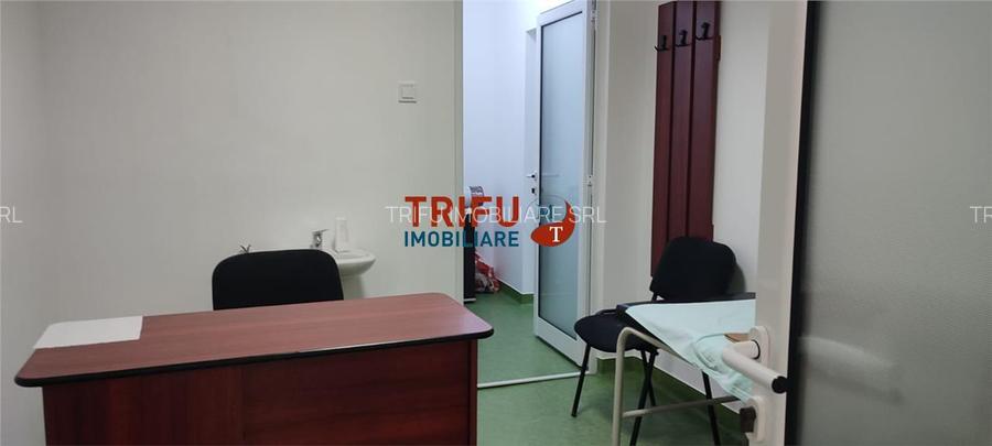 Spatiu comercial 4 camere de vanzare in Cetate - 8