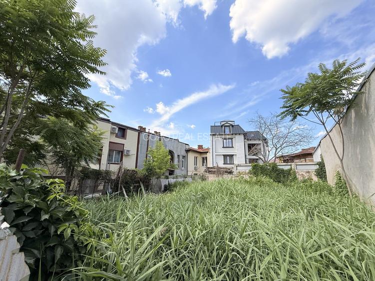 APARTAMENT 67 mp UTILI , 3 CAMERE DECOMANDATE -ZONA CENTRALA - 21