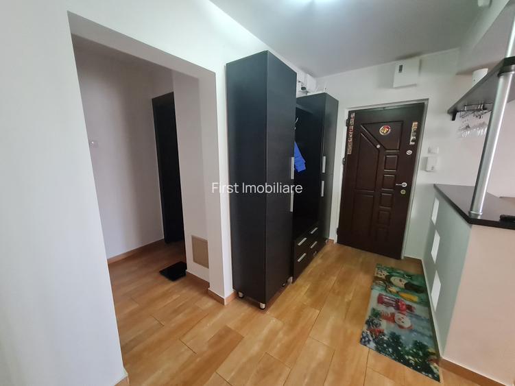 Proprietar- Inchiriez ap cu 3 camere,2 bai,parcare,vis a vis Mall Prosper - 4