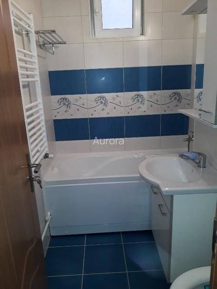 Închiriez apartament 2 camere în Huși - 6