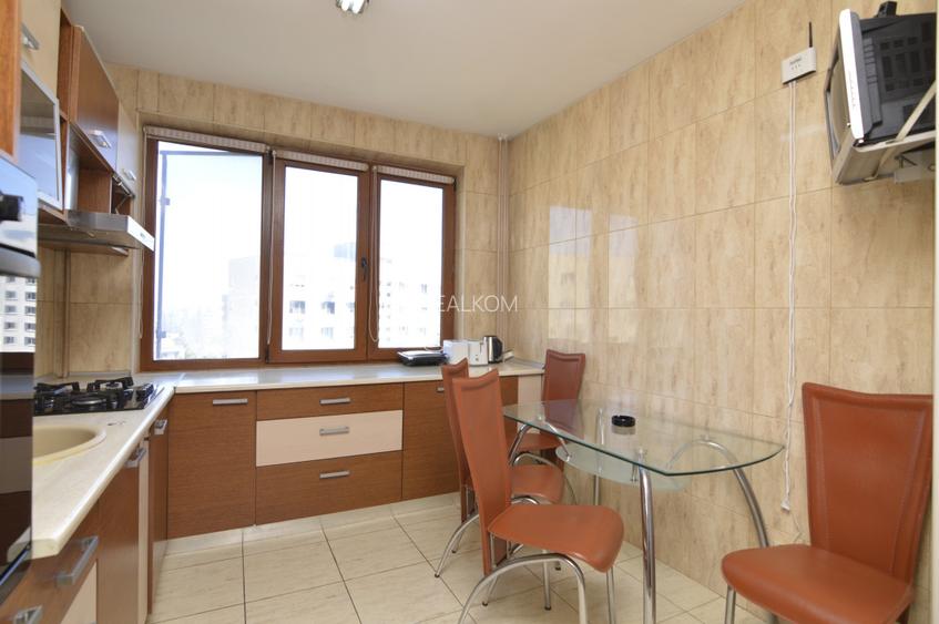 VANZARE UN APARTAMENT DE 3 CAMERE DRISTOR – METROU DRISTOR - 10