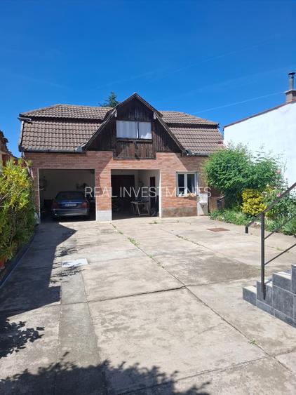 Vand casa duplex 6 camere, apartament independent și teren de 1.600 mp în Aradul - 3