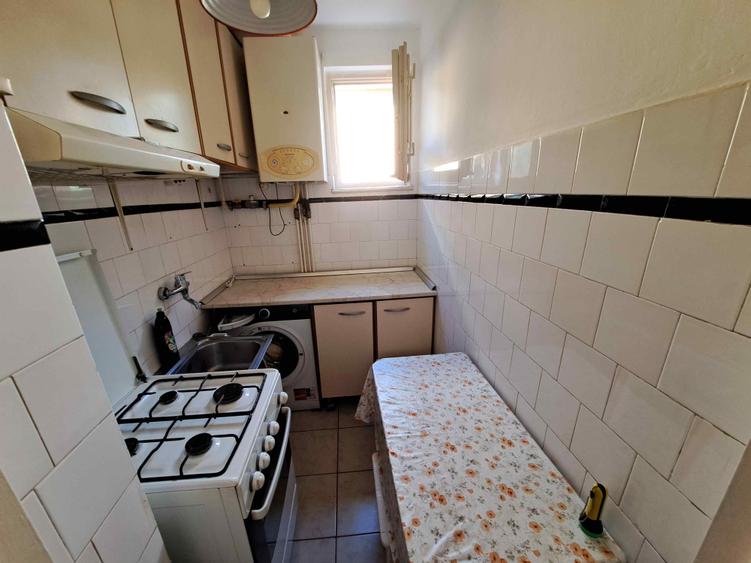 VAND apartament 2 camere si GGARAJ, Tg. Mures, Aleea Savinesti