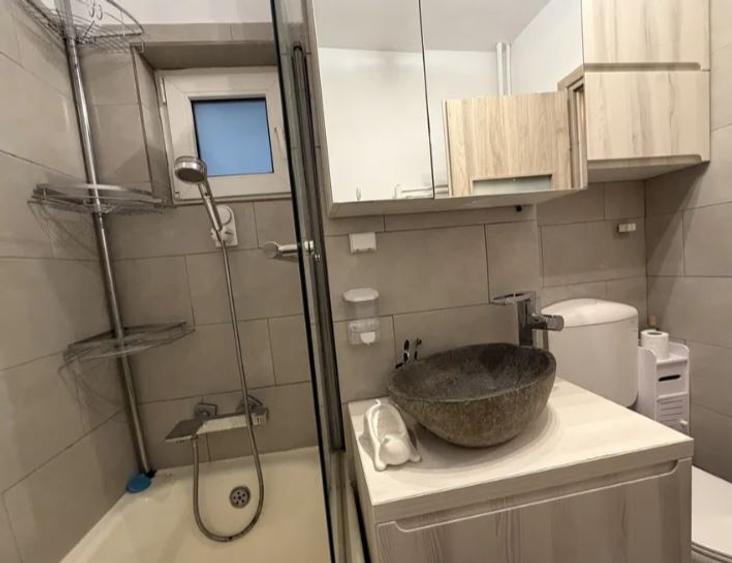 Tineretului,Metrou,bl.reabilitat,et.4/8,DECOMANDAT,Amenajat,mobilat,utilat,AC