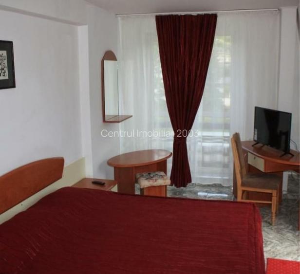 Hotel DN1, Busteni, parcare curte 20 masini, Comision 0 - 10
