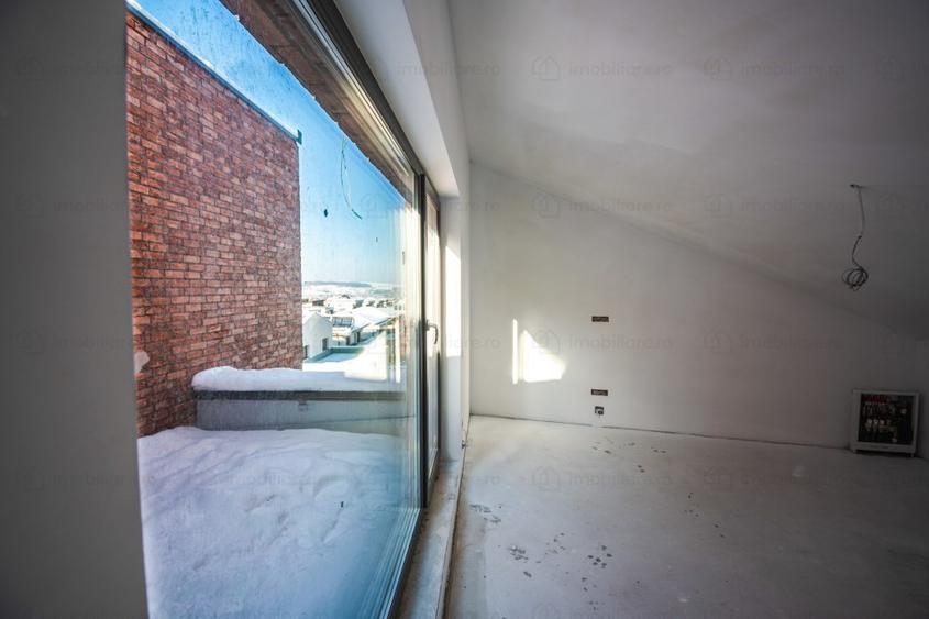 Duplex 6 camere in Europa