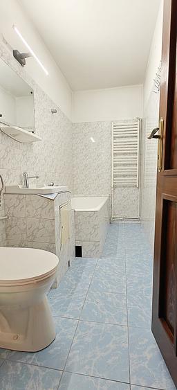COMISION 0% Apart mobilat 3 camere decomandate/2 băi/balcon/pivniță/Siretului