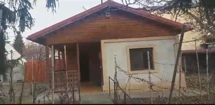 Aparatorii Patrie-teren 665mp cu deschidere 24+casa singur curte