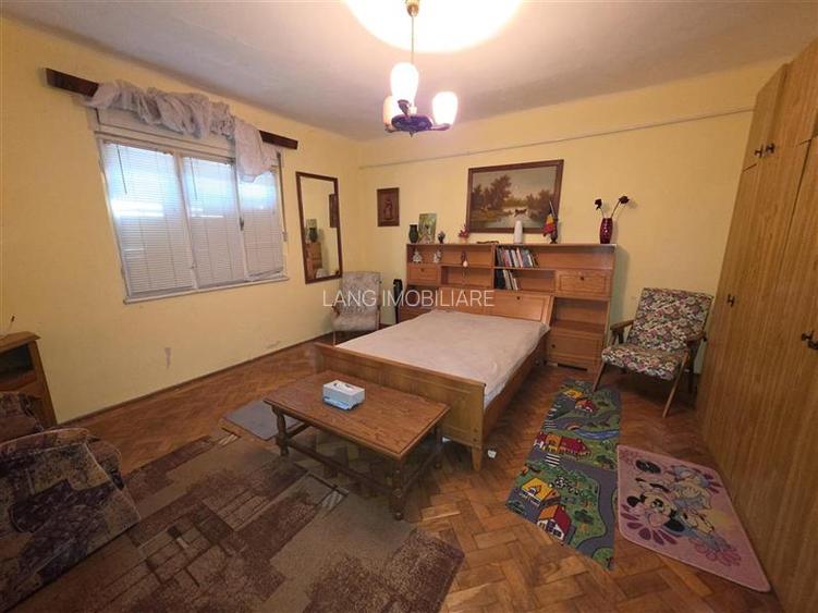 CASA DE VANZARE ZONA TABACOVICI - 2