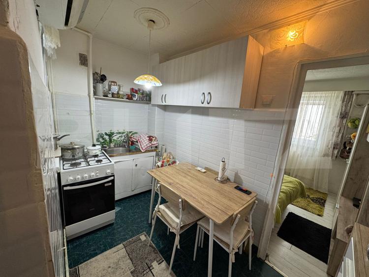 Apartament cu 2 camere, decomandat – 41 mp, etaj 10, ideal locuit sau investiție