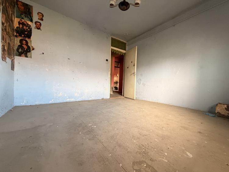 Apartament 3 camere, decomandat, 69 mp utili, etaj 4 -Soarelui