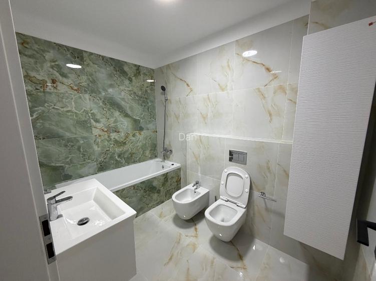 Proprietar, inchiriez  termen lung Apartament 4 camere complet utilat - 11