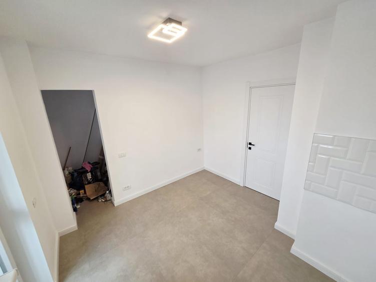 Apartament 3 Camere, Central , Universitate,Complet Renovat,