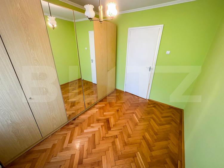 Apartament de vanzare, 4 camere, 87 mp2, Deva