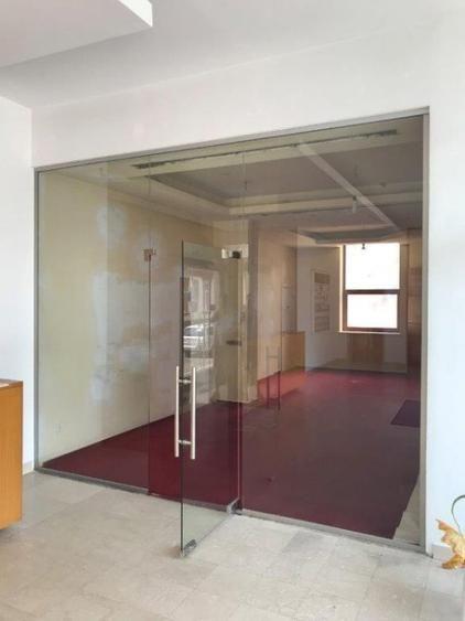 BRASADAS vinde Cladire de Birouri Inchiriat in Zona Unirii.
