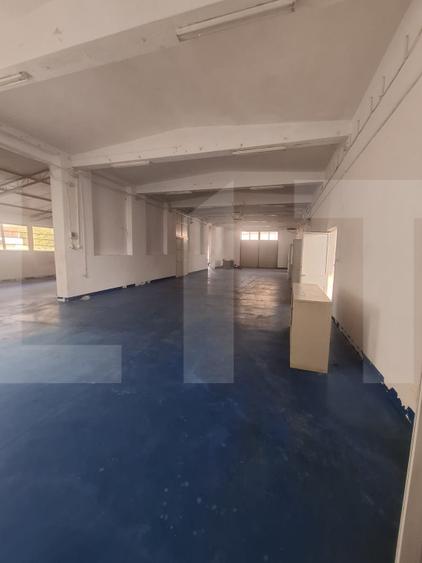 Hala 471 mp din caramida, acces TIR si utilitati complete, teren 2.400 mp
