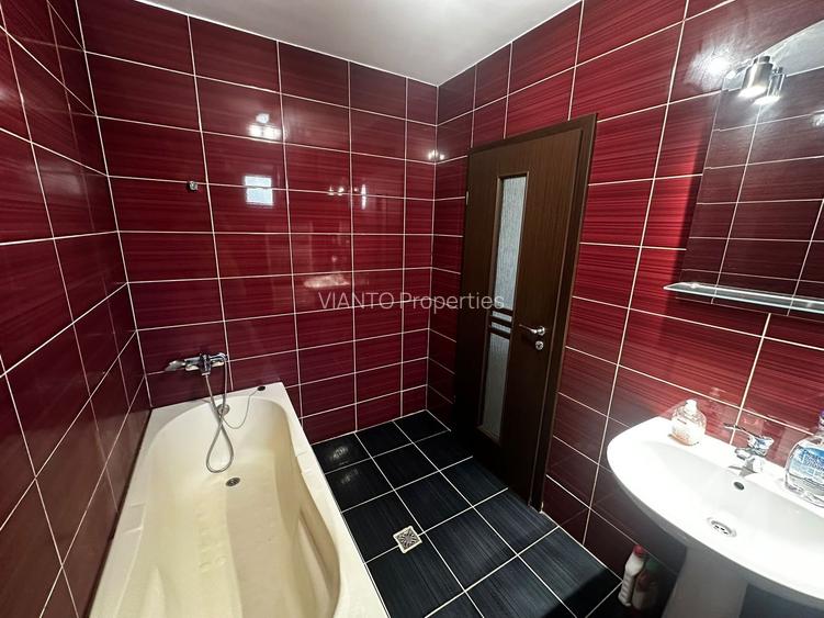 Casa 5 Camere - 125mpu cu Teren de 176mp in Selimbar - 17