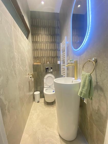 Oferta inchiriere spatiu comercial/birouri ultracentral Pitesti, 800 EURO