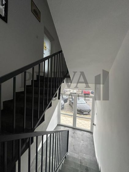 Spatiu birou cu baie proprie 25 mp, Mehala