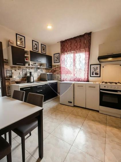Casă / Vilă cu 4 camere de vânzare in Bod, Brasov