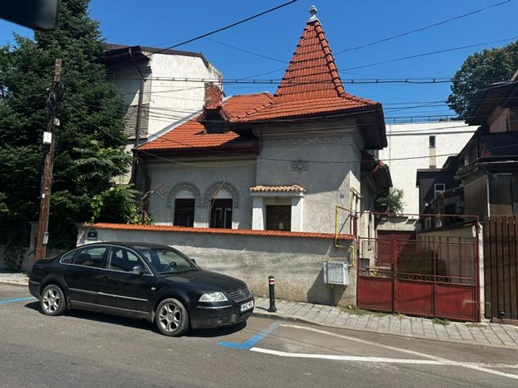 Vila individuala cu 4 camere, garaj in zona Floreasca- Barbu Vacarescu