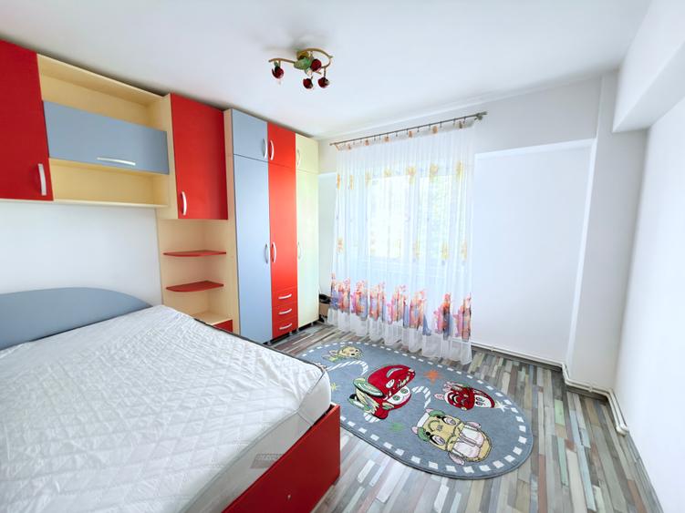 Apartament 3 camere zona Parcului Eminescu+garaj pe teren proprietate